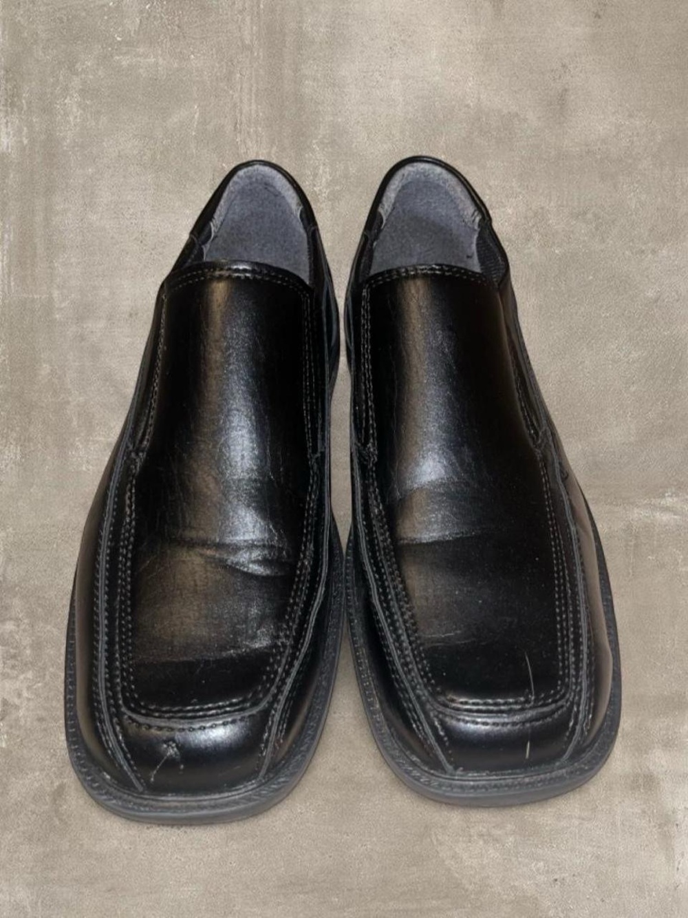 Men’s Black Square Toe Slip On Dress Shoes Size 9